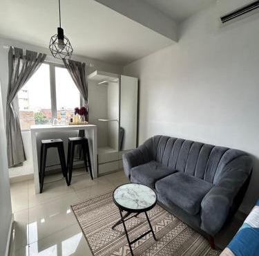 1BR Plus Sudirman Suite Apart by Metta