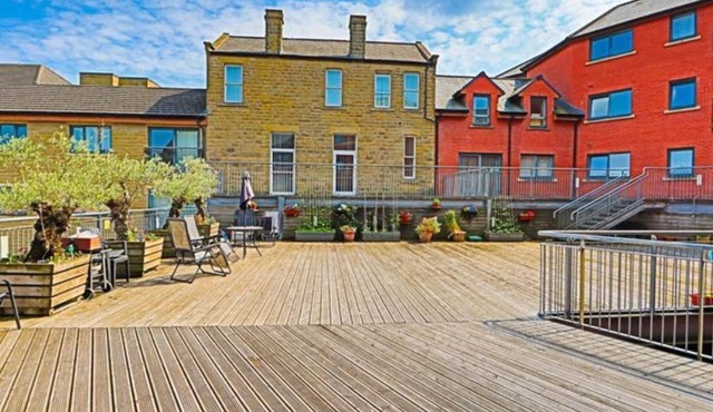 1Br Sheffield Stay - Private, Secure, Free Parking