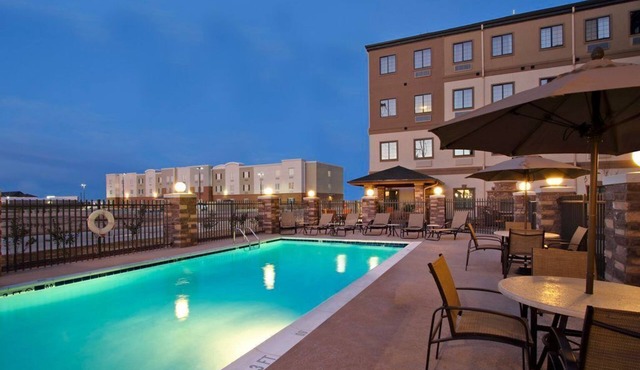 1BR Suite in Odessa | Breakfast Included | Full Kitchen