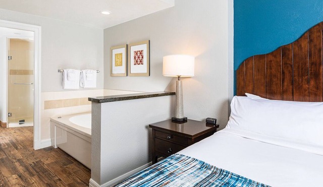 1BR Villa Steps to Heavenly Gondola - Timber Lodge Lake Tahoe