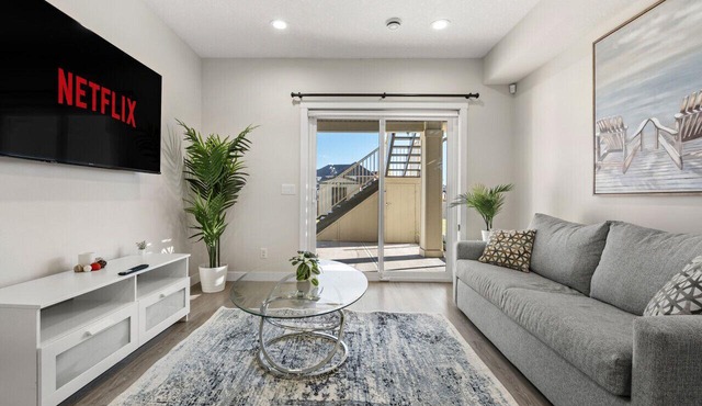 1BR Walk Out Suite » Backyard » Patio » 65” TV