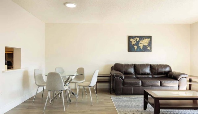 1BR with Kitchen Eastern Shores near Sunny Isles