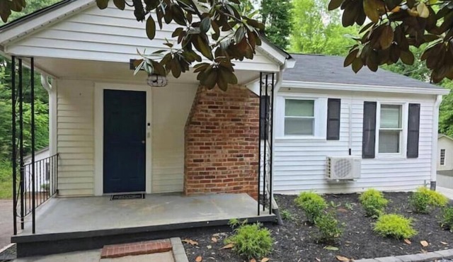 1BR with Picnic Area & Fire Pit