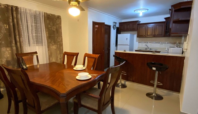 1DR PARADISE V, the best to stay, near to US EMBASSY, all kind transportation.