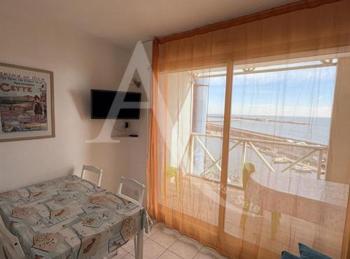 1ERE LIGNE PORT DE SETE, 1 CHAMBRE, PKG, PISCINE