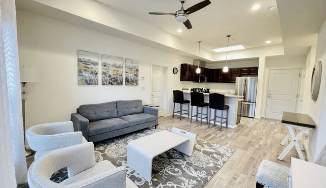 1G| Exploring the Greater Houston| Cozy Private Condo