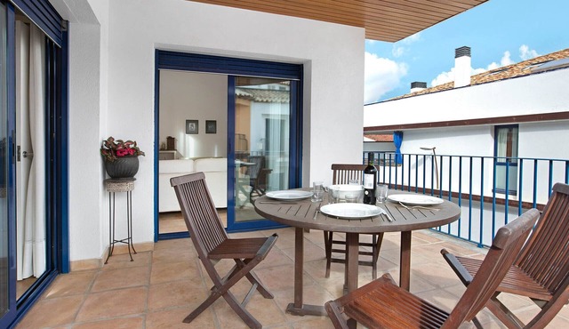 1KIM 01 - Nice apartment located in the center of Llafranc, just 50m from the beach.
