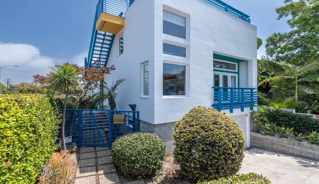 1min to Sand & Sea - Santa Monica Dream Home