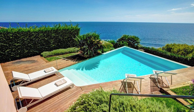 1PINEL 01 - Spectacular house with private pool and sea views, located in Llafranc