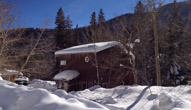1st Chair Chalet - Monarch/Garfield - Creek Side Mountain Getaway