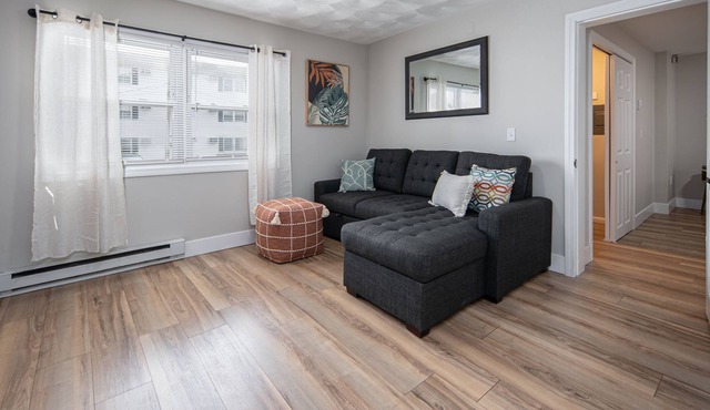 1st Floor 1 Bedroom Condo!