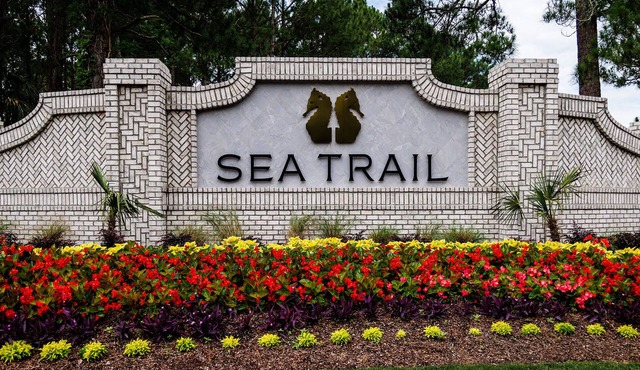 1st Floor, 2 BR, 2 Bath Sunset Beach 5 minutes to ocean @ Sea Trail Golf Resort!