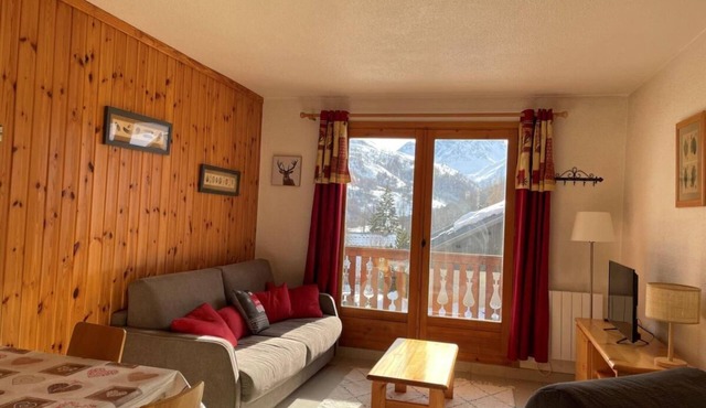 1st floor, balcony, tv, ski locker, 28m², Valloire