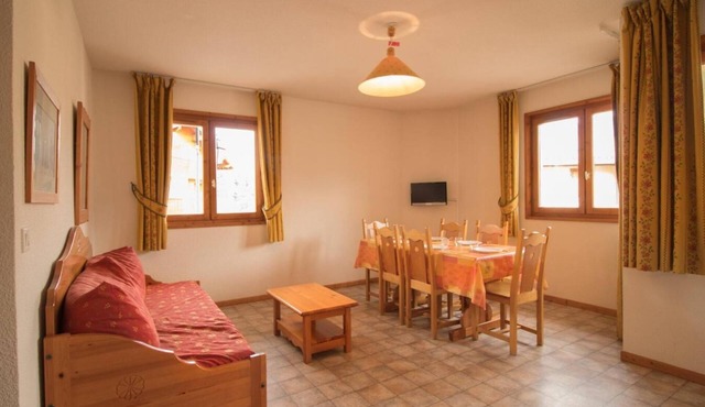 1st floor, balcony, tv, ski locker, 38m², Aussois