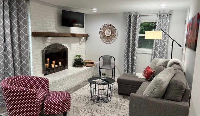 1st Floor Condo: Min to Nook, Amish Ctry, Hershey, Lancaster City: PetFriendly