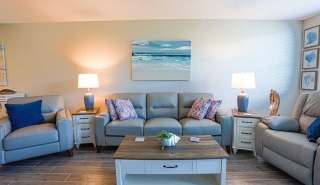 1st Floor Direct Beach Access, 2Bed-2Bath, 5 Star, Extremely Clean, Great Rates