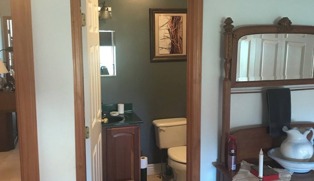 1st-floor guestroom with attached bath