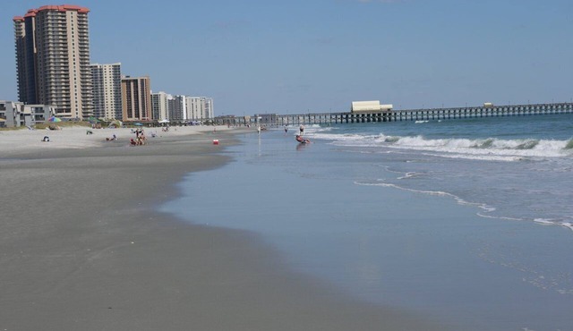 1st Floor! Ocean Side Condo on Shore Drive - WiFi, Recent Remodel!