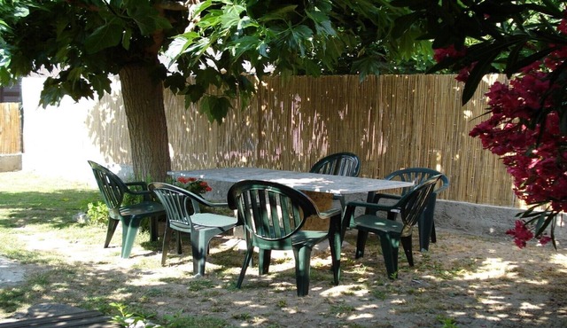 1st floor of the Maison Rose, 50 metres from the sandy beach