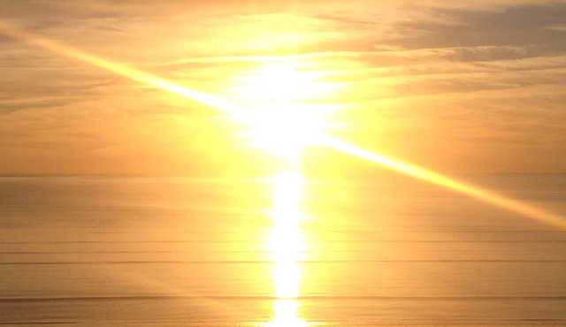 1ST FLOOR SEAFRONT APARTMENT