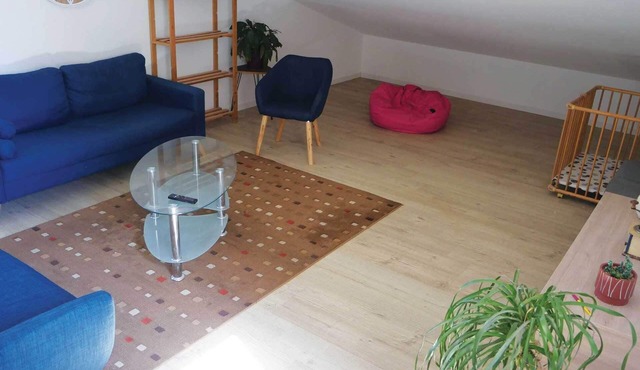 1st level of detached villa 120m² with private garden, 2 bedrooms of 30m²