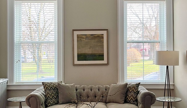 1st of 4 Hotel-Style Apts in Historic Row House - Walk to HWS, Lake, Linden St.