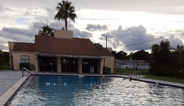 1x1 Guest Suite 15 mins from UCF