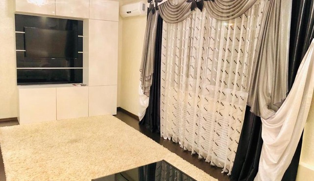 2 х комн квартира в центре