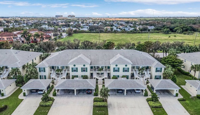 2/2 Condo in Tortuga Preserve, Fort Myers!
