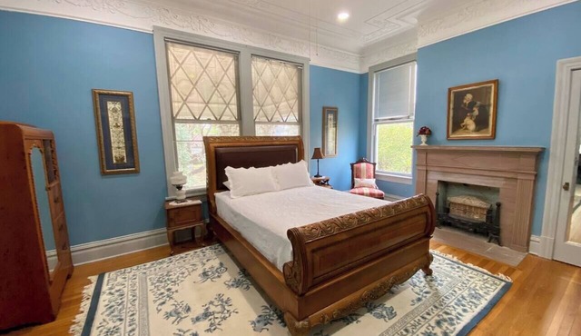 2/2 in Historic Mims-Dreyfus House in Belhaven