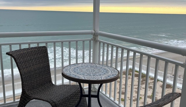 2/2 Ocean View Condo at Sandpiper. Wake up to the sounds of the waves!