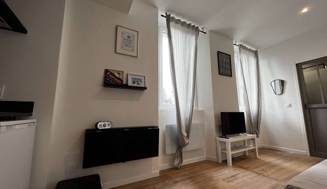 2-3 Charming studio near town center and train station