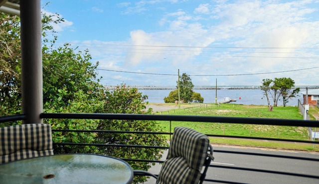 2/39 Beach Street, Harrington - Sit back and relax at Castaway 2