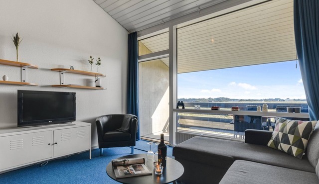 2-4-person apartment in the holiday park Landal Fyrklit