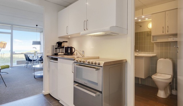 2-4-person apartment in the holiday park Landal Fyrklit