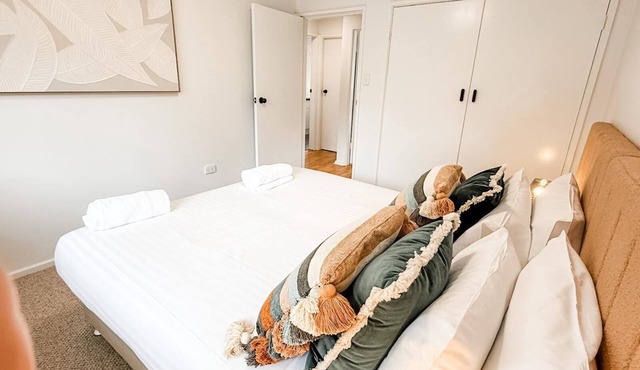 2/7 Halloran Street, Wagga Wagga