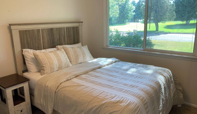 2,800 sqft large 2-bedroom house in safe sought after neighborhood with AC, WiFi