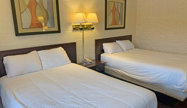2 Added Value Stay near Virginia Tech - Perfect for University Visits w/Free Parking