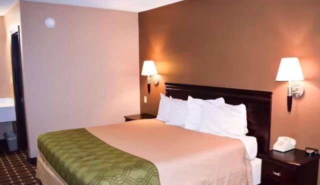 2 Affordable getaway featuring a single bed and great amenities
