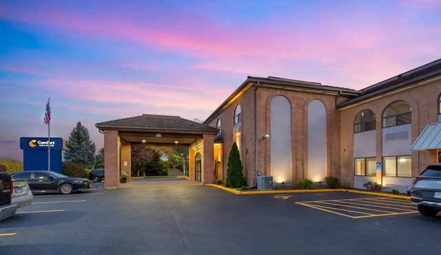 2 Affordable Units Near Vernon Hills and Shopping Center | Pets are Allowed