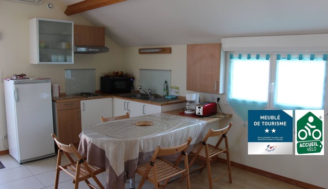 2* air-conditioned furnished apartment in a quiet area