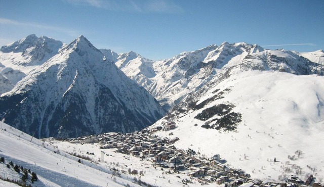 2 Alpes T2 ideal for winter and summer stay