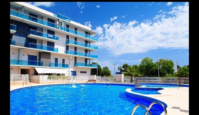 2 APARTMENT WITH POOL IN FRONT OF ESQUIROL DE CAMBRILS BEACH