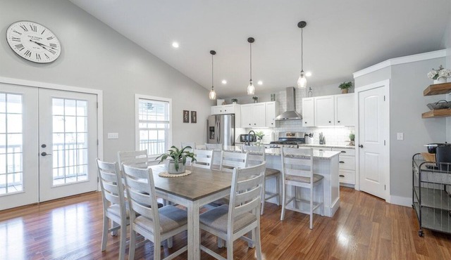 2 Apartments with Country Views | Dog Friendly!