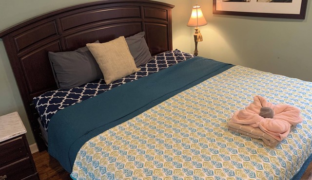 2 BATH Sleeps 10+ NEAR Downtown Airport Berry-Hill Vanderbilt Belmont Brentwood