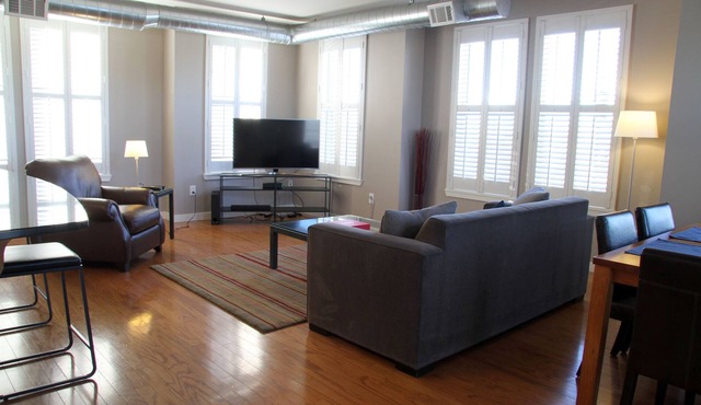 2 BD 2 BA Loft - Platte / Wash Park - Exec / Corp Rental
