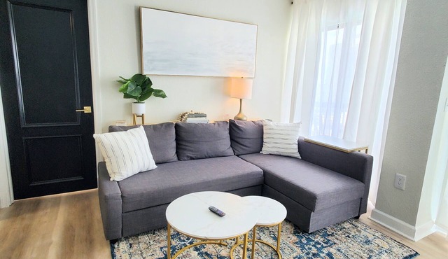 2 BD/2 BA minutes from Universal Studios & Epic Universe