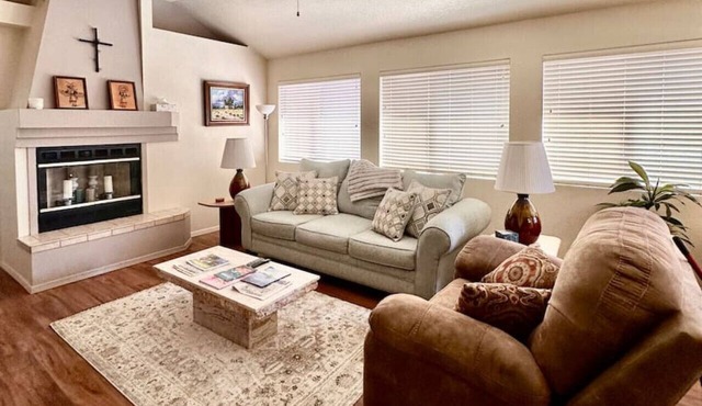 2 bd/2bth near NMSU and Memorial Medical Center