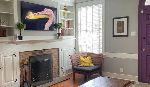 2-Bdr 2.5Ba House in Enchanting Philadelphia Neighborhood, AC & Private Backyard