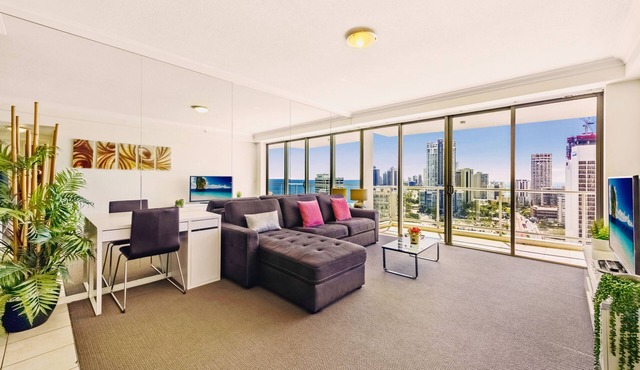 2 BDR OCEAN VIEW - CHEVRON TOWER * Beach Central Location*